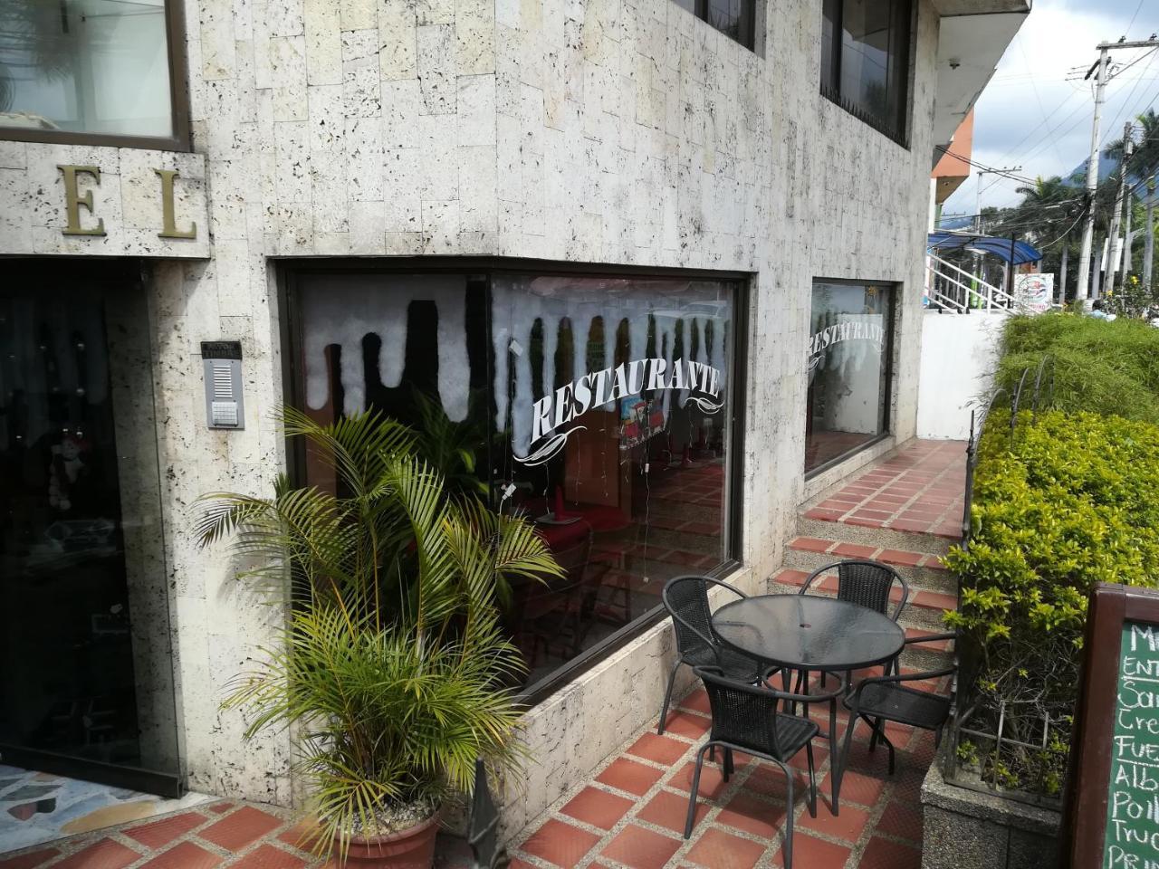 Hotel Costa Del Sol Fusagasuga Buitenkant foto